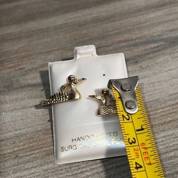 Duck Dangling Earrings Hand Carved Surgical Steel Post Gold Tone - Picture 5 of 6